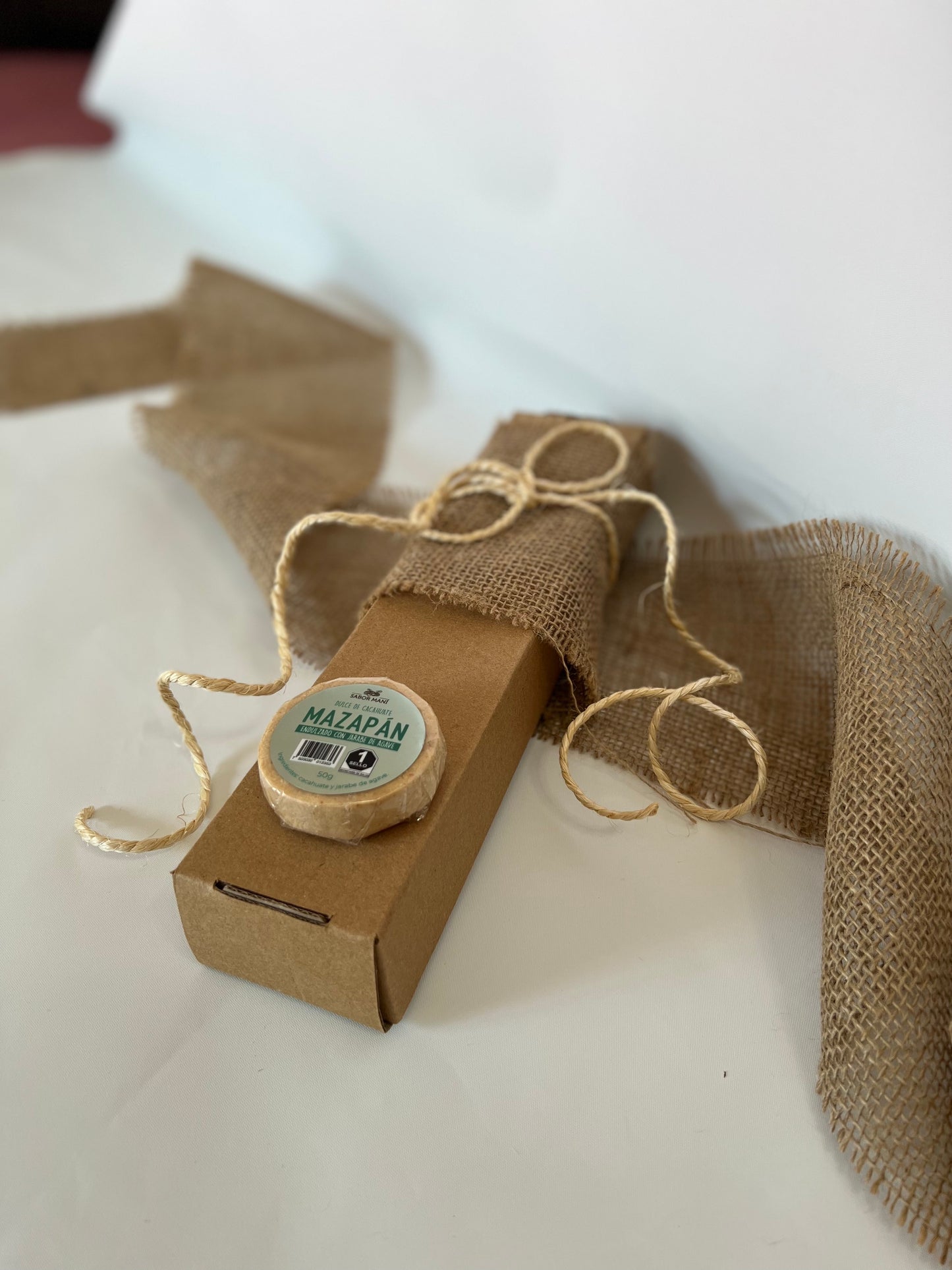 Caja de Mazapán SABOR MANÍ con jarabe de agave con 10 piezas de 50g c/u